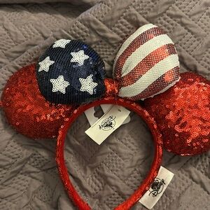(160)  4th of July like Mini Mouse ! NWT